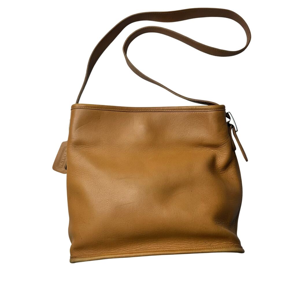 Vtg COACH Legacy Anna Camel Tan Leather Bucket Shoulder Bag D9P 6010